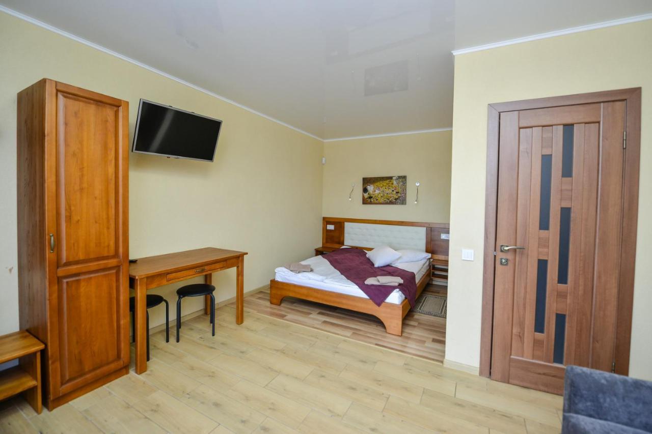 Forest Hotel Polis'ke Exterior photo